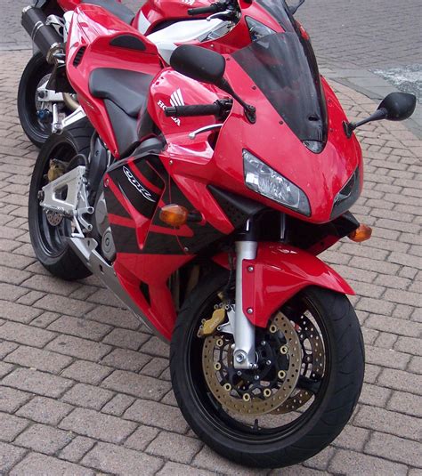 2006 Honda CBR600RR - Moto.ZombDrive.COM