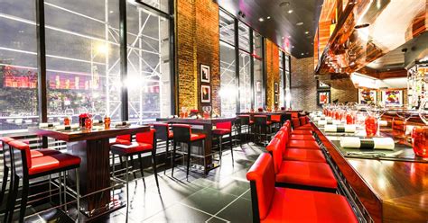 L’Atelier de Joël Robuchon Returns to NYC With a Healthy Swagger - Eater NY