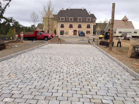 Cobblestone Driveway Installation