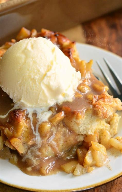 Apple Pie Bread Pudding That is Mmm Good - All Created