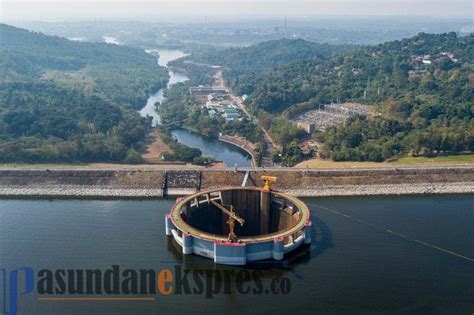 Bendungan Jatiluhur Masih Dalam Batas Aman - Pasundan Ekspres