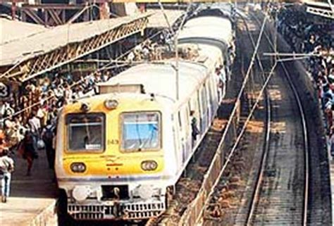 Suburban Train Fare hike from 21-Jan-2013 – Go4Mumbai, Travelling in Mumbai Simplified