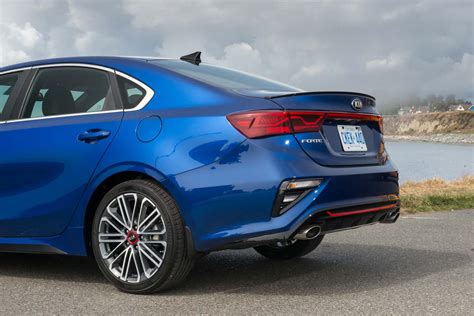 First Drive: 2020 Kia Forte GT Review | tractionlife.com