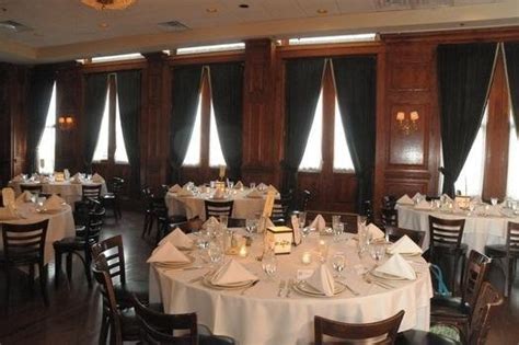 Maggiano's - Schaumburg - Chicago Event Venues