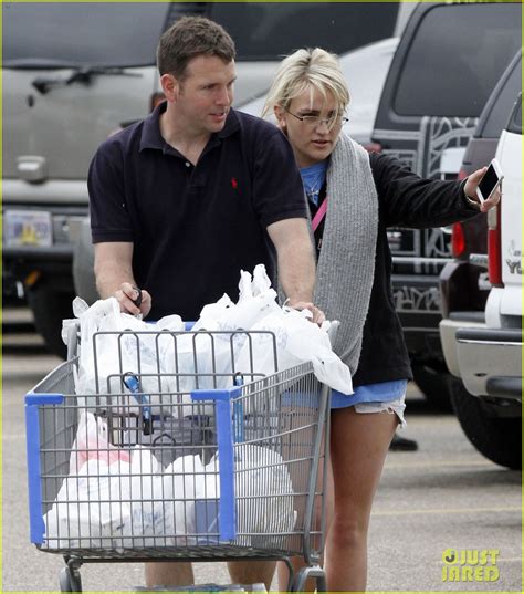 Jamie Lynn Spears: Grocery Shopping with Jamie Watson!: Photo 2840644 ...