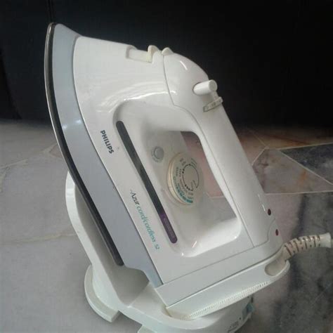 PHILIPS AZUR CORD/CORDLESS 52 STEAM IRON, TV & Home Appliances, Kitchen ...