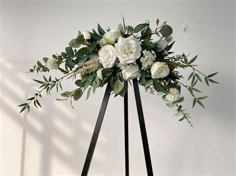 White & Green Wedding Flowers Rose Eucalyptus Flower Swag - Etsy Australia