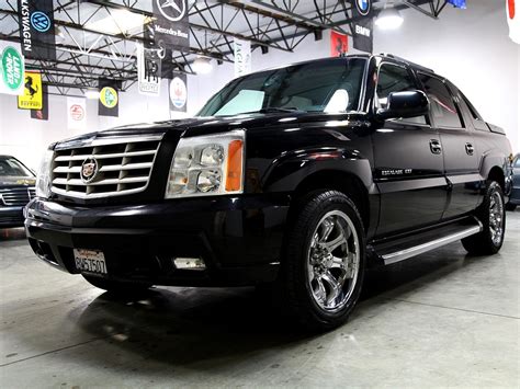 2002 CADILLAC ESCALADE EXT - Goxee Dealer Corp