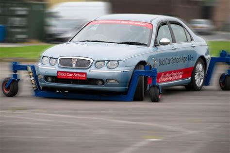 YDS Skid Car Taster – Autotutors Young Driving School, North Wales