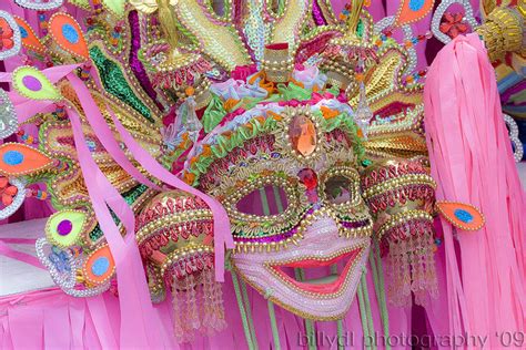 Masskara Festival '09 | A colorful smiling mask to be worn b… | Flickr