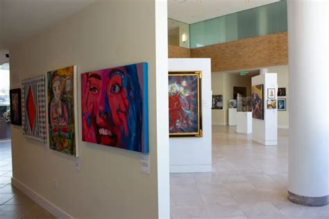 Exhibitions - d'Art Center art exhibitions in 3 galleries