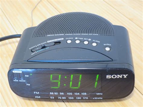 Sony Dream Machine Alarm Clock Radio AM FM Green LED ICF-C212 Tested & Working - Clocks