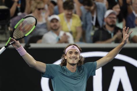 Tsitsipas' mother thinks the time is right for him to get a girlfriend - Neos Kosmos