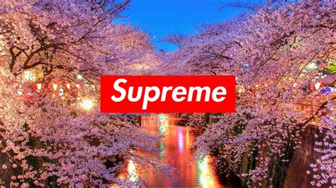 Christmas Supreme Wallpapers - Wallpaper Cave