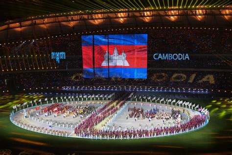 Opening Ceremony of the 32nd SEA Games at the Morodok Techo National ...