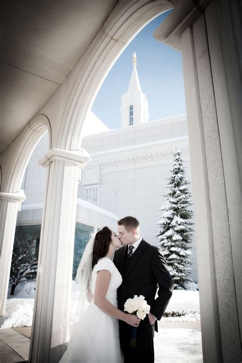 Bountiful Temple | Utah | Utah wedding photographers, Temple wedding ...