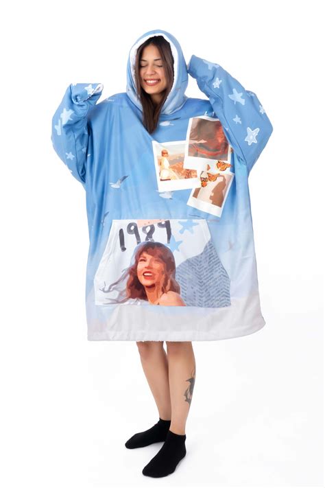 TAYLOR MERCH; BLANKET, TAPESTRY - %50 SALE 2nd