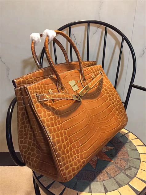 Hermes Birkin 35cm Brown Crocodile Veins Leather Bag (Golden)