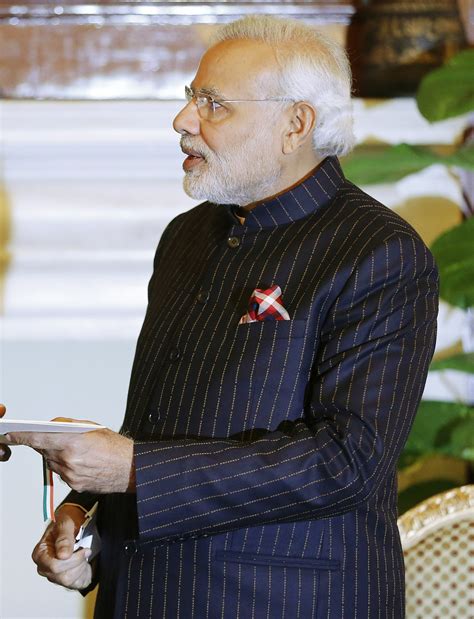 Indian PM Narendra Modi Auctions Suit Embroidered With His Name | TIME