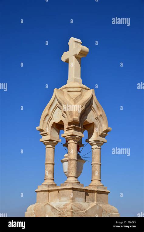 Religious Burial Symbols High Resolution Stock Photography and Images - Alamy