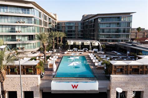 W Scottsdale’s Iconic WET Deck Pool Parties Return for 2024 Season ...