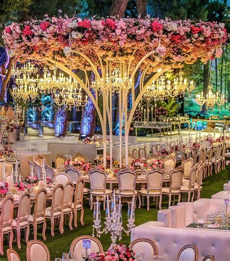 Lebanese Weddings on Instagram: “We are simply stunned by this magical outdoor setup 🌸 Tag a p ...