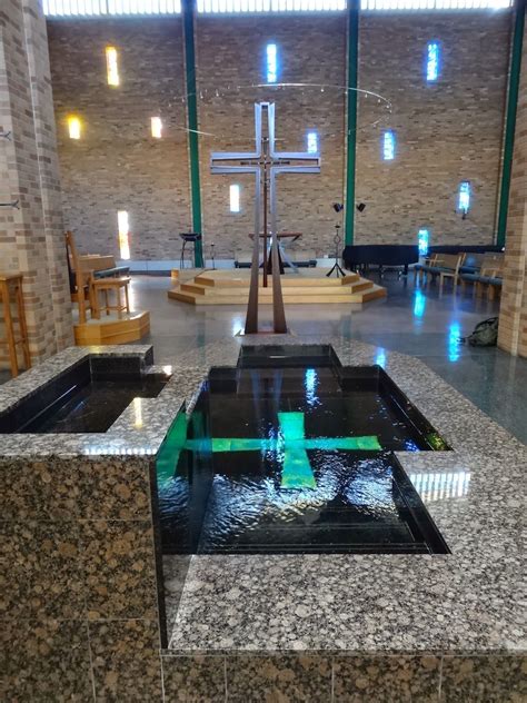 Baptismal pool | Arquitetura de igreja, Arquitetura religiosa, Arquitetura sacra