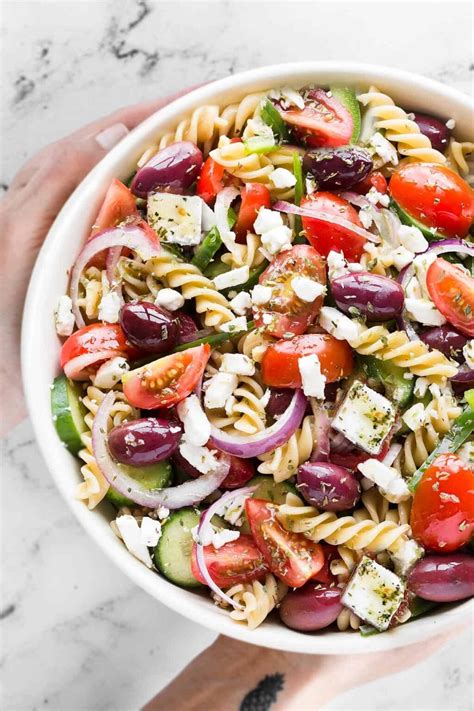 Easy Greek Pasta Salad (20 min!) - As Easy As Apple Pie