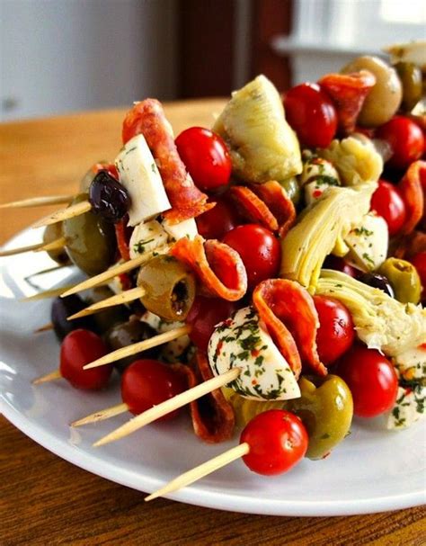 20 Easy Recipes to Feed a Crowd | Easy party food, Party food appetizers, Food