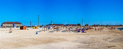 Sandy Beaches on the Berdyansk Spit, Ukraine Editorial Photography - Image of lagoon, attractive ...