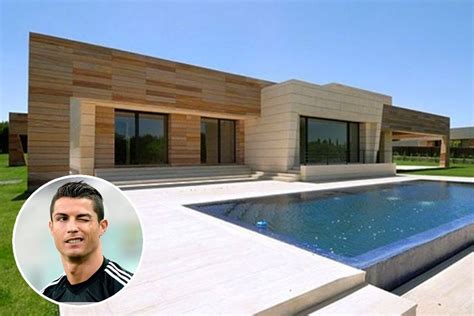 Cristiano Ronaldo compra su casa en La Finca de Pozuelo — idealista/news