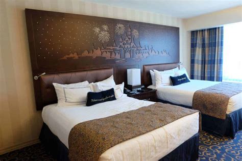 15 Best Hotels in Walking Distance of Disneyland