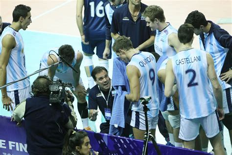 Argentina’s Coach Is Disappointed - Volleywood