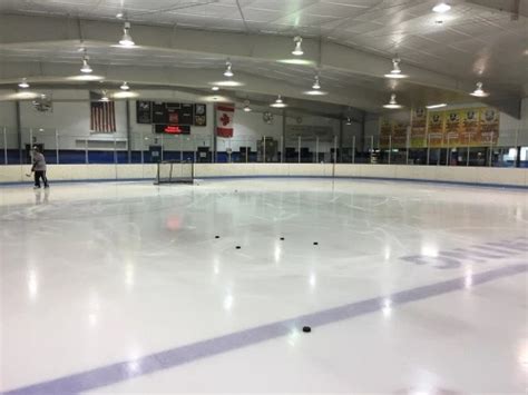 140 Ice Den - Ice Rink in Howell, MI - Travel Sports