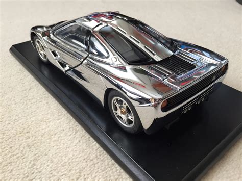 McLaren F1 V12 Chrome 1/18 Gwilo Presentation Model With Full Set