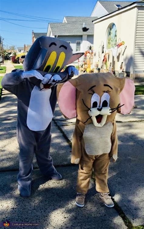 Tom and Jerry Costume | Best DIY Costumes - Photo 2/2