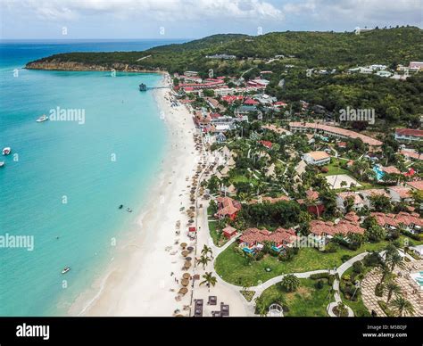 Dickenson Bay beach, Antigua Stock Photo - Alamy