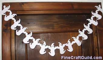 Halloween Ghost Garland – Templates