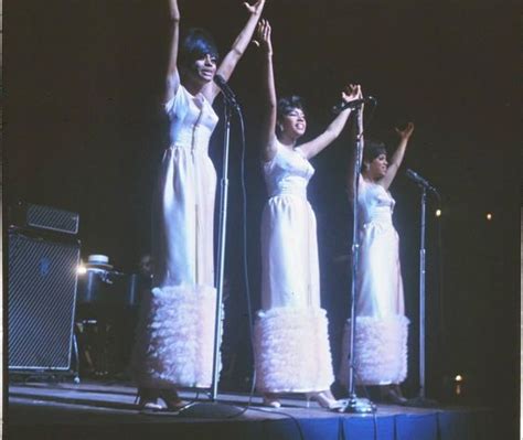 Supremes show photo.