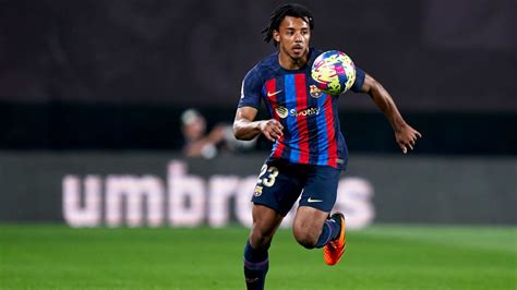 LIVE: Transfer Talk: Kounde open to Barca exit amid Chelsea interest ...