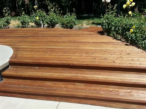 Solid Stained Redwood Deck - Cal Preserving