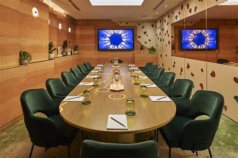 FLAGSHIP DESIGN HOTEL, HILTON LONDON BANKSIDE UNVEILS ‘THE AGORA’ – THE BEST MEETING ROOM IN THE ...