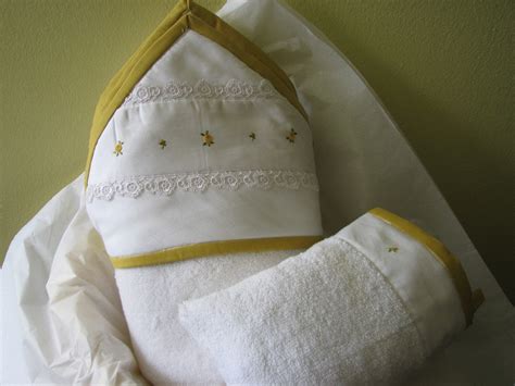 Baby Hooded Bath Towel Set Embroidered