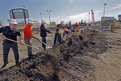 New sprawling Moorhead High School will feature lots of glass and ...