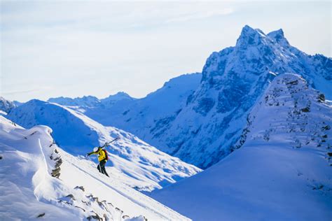 7 Snow Photographers Offer Tips From Their Most Intense Shots - The Shutterstock Blog