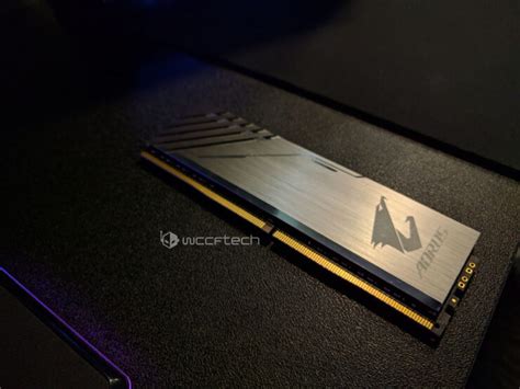 GIGABYTE's New AORUS RGB Memory Sticks Solve A Major Design Problem - Unveiled At Computex 2018