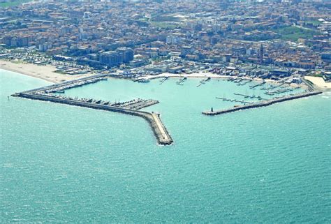 Civitanova Marche Marina in Civitanova Marche, Marche, Italy - Marina Reviews - Phone Number ...