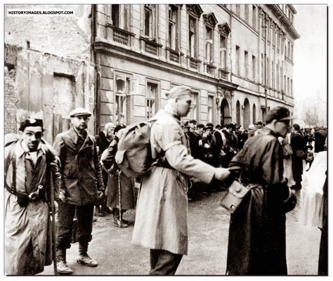 HISTORY IN IMAGES: Pictures Of War, History , WW2: Polish Tragedy: Warsaw Uprising Of 1944.