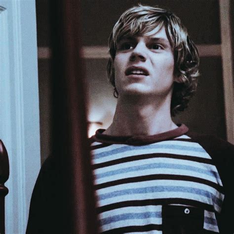 Evan Peters as Tate Langdon and Taissa Farmiga as Violet Harmon in American Horror Story Season ...