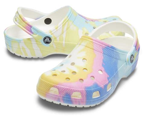 Crocs™ White / Multi Classic Tie-dye Graphic Clog - Lyst